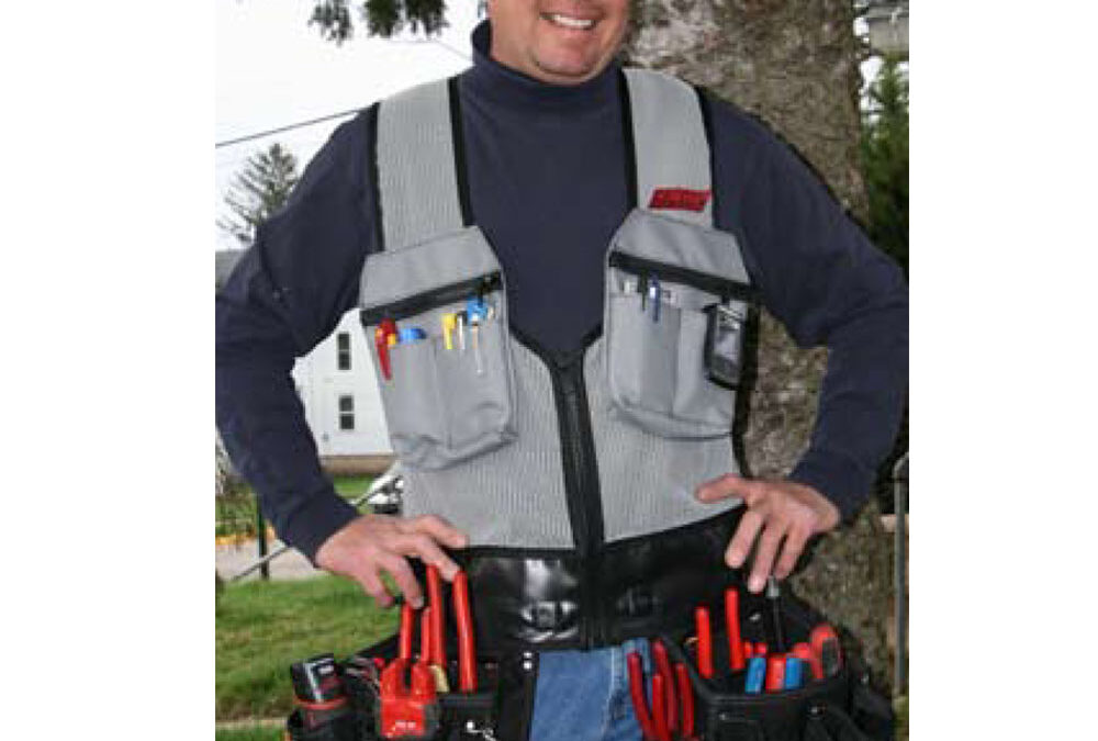 How Tool Vests Make Holiday Install Jobs Safer & More Efficient